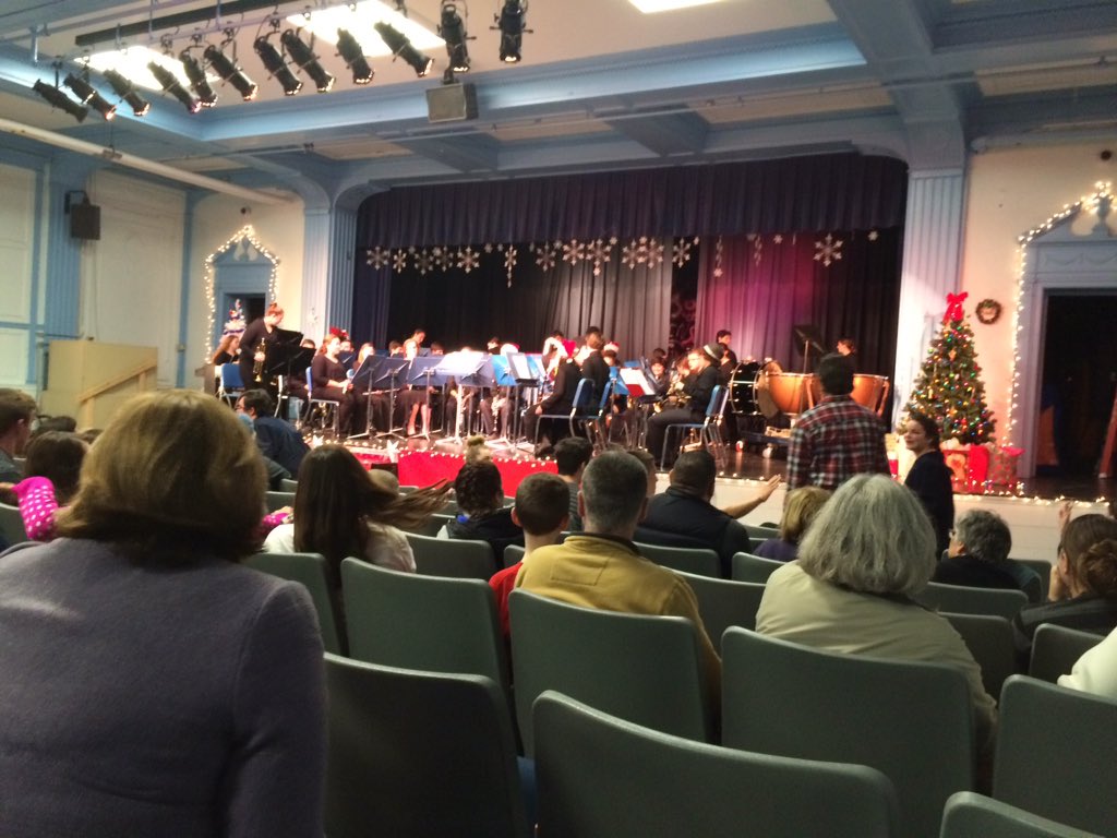 tgrimesri's tweet photo. Setting up for symphonic band! Music has been awesome! https://t.co/UjWj8pQ3MA