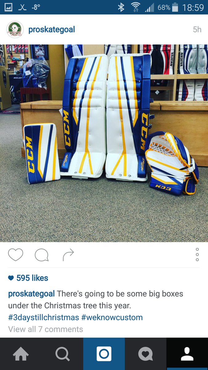 ProSkateGoal's tweet image. And @CCMGoalie was at it again! #WeKnowCustom #PadBoner
