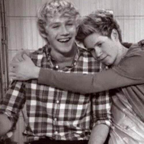 TrueBrokenHeart's tweet photo. Ahora todas podemos llorar... Bai.

 #WeAreAll1D https://t.co/vSCSsPlKY3