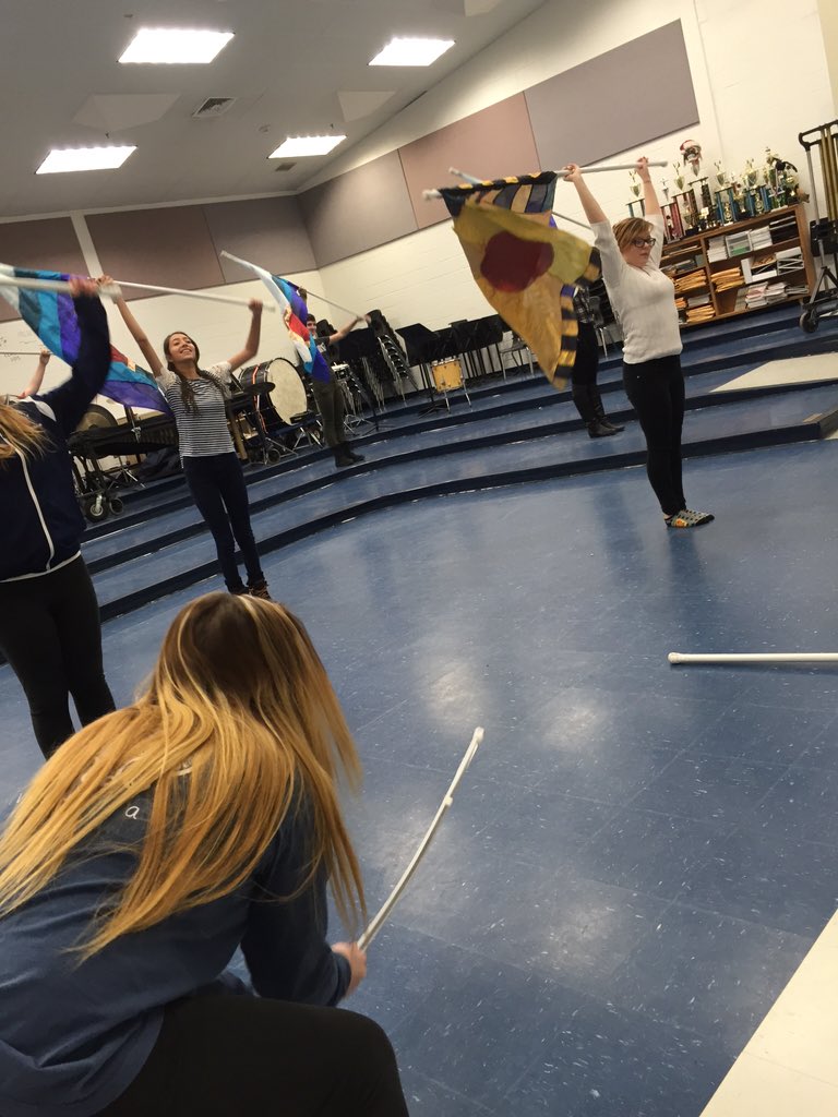 RhiannonAliciaa's tweet image. When the tip on your sabre won&apos;t come off #guardproblems