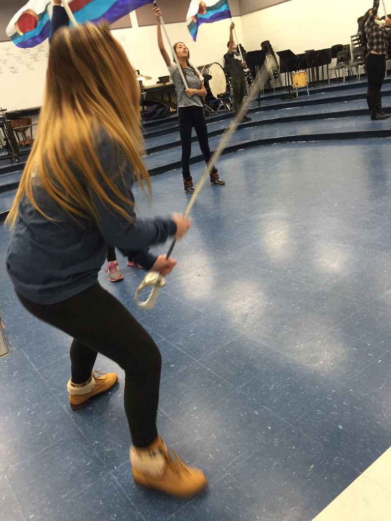 RhiannonAliciaa's tweet image. When the tip on your sabre won&apos;t come off #guardproblems