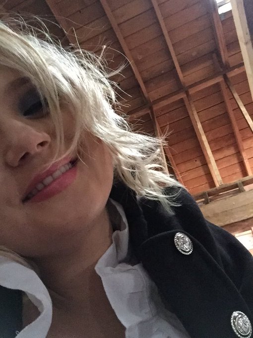 Hair school Tour tomorrow!!!! So happy! https://t.co/bx1eZ3kEiV<a href="/tag/dakotaskye"class="tags"><span>#dakotaskye</span></a><a href="/tag/kotaskye"class="tags"><span>#kotaskye</span></a>