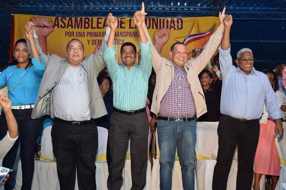 decisionmunicip's tweet photo. Retweeted  Edwin  (@edwin3418):

La unidad hace la fuerza @JesusFelizSDN Alcalde2016 #SDN https://t.co/S0X1APEvSW https://t.co/HWRbtoZWpJ