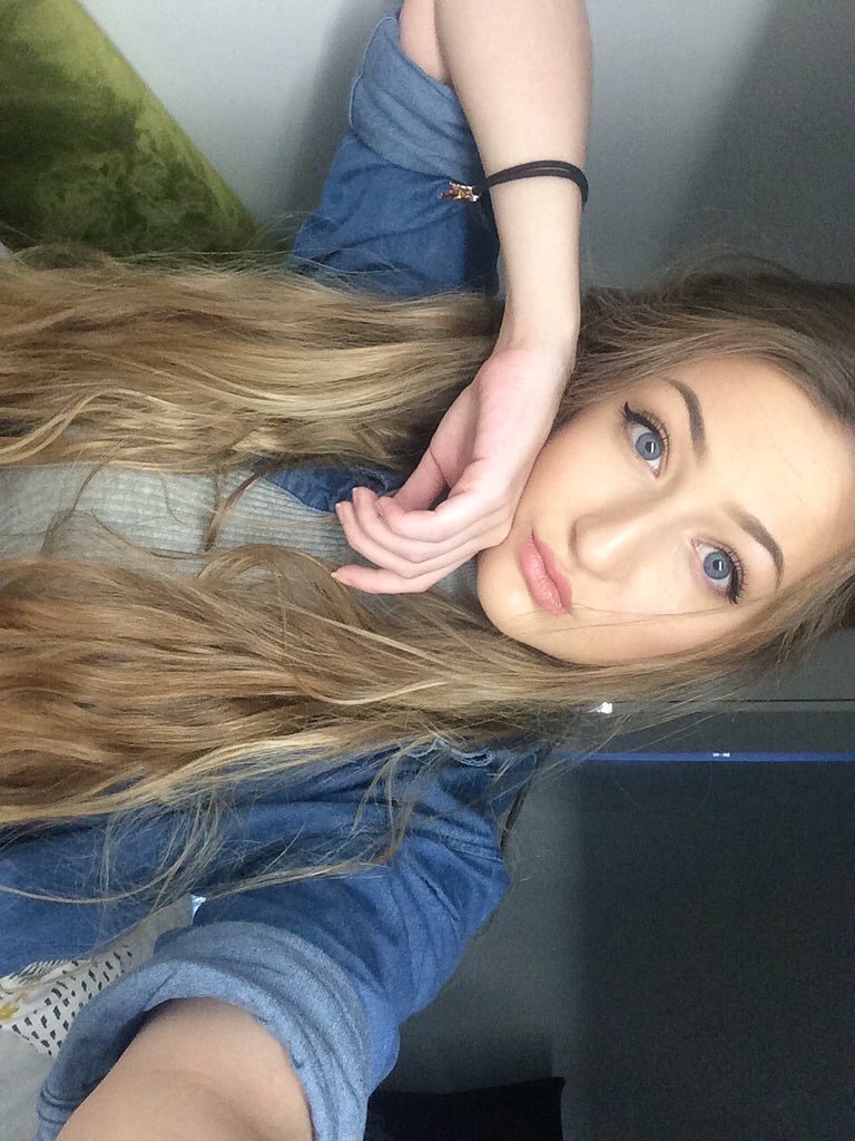 this bbg missed her daddy 🐵🙊🙈