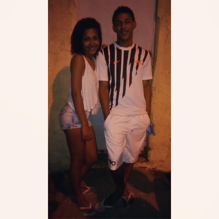 FlorenaJoyce's tweet photo. ' Hoje o diia é nosso 👌👏 PARABÉNS PRA NÓS 👌👏🎊🎉🎂💃🎈🍺🍺💙💙 https://t.co/S5DwLBLuIj