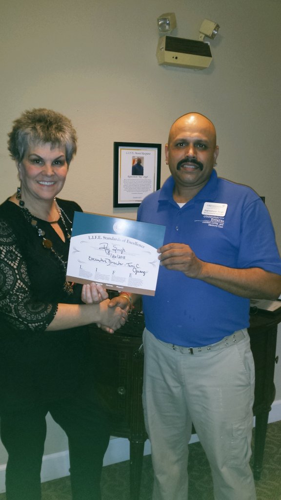 GreenhavenTami's tweet photo. @GreenhavenTami @FrontierManage @GreenhavenALF #notjustanother #FrontierCulture     Congrats Raj nicely done! https://t.co/pepsvpTOrt