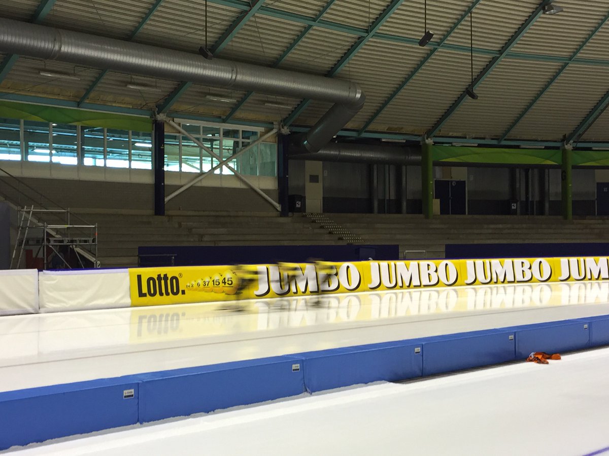 leonbrouwer's tweet photo. Training &amp; media lunch @LottoJumbo_ice  #samenschaatsenkijken https://t.co/yKb49LGBKi