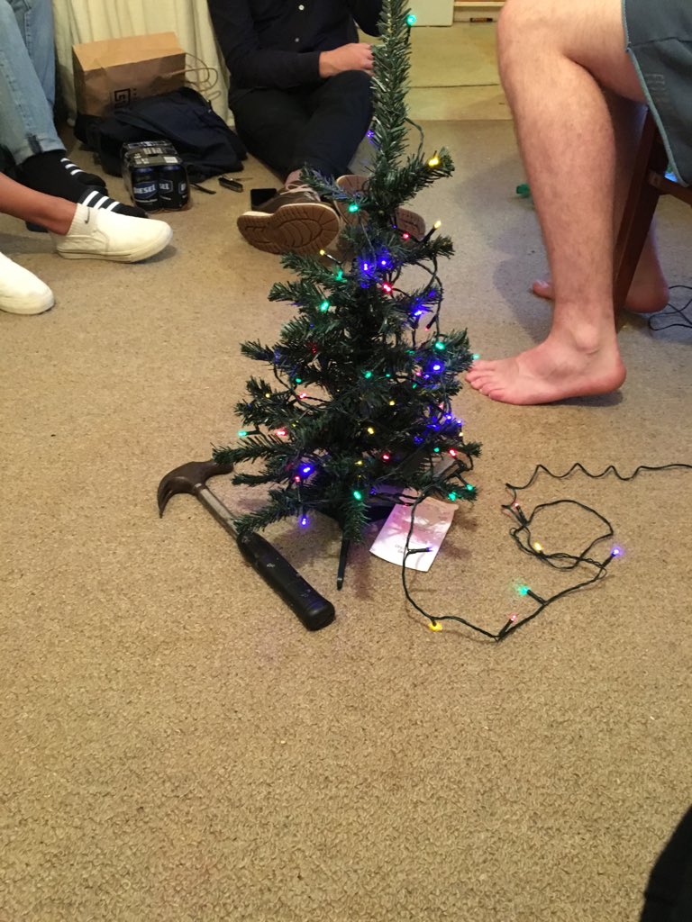 edvark's tweet photo. Getting #hammerd this #christmaseve #lol @StuchberyJonny @clutchin8or @TpKelly08 @pryor_jeremy https://t.co/U1u3Ua8vMK