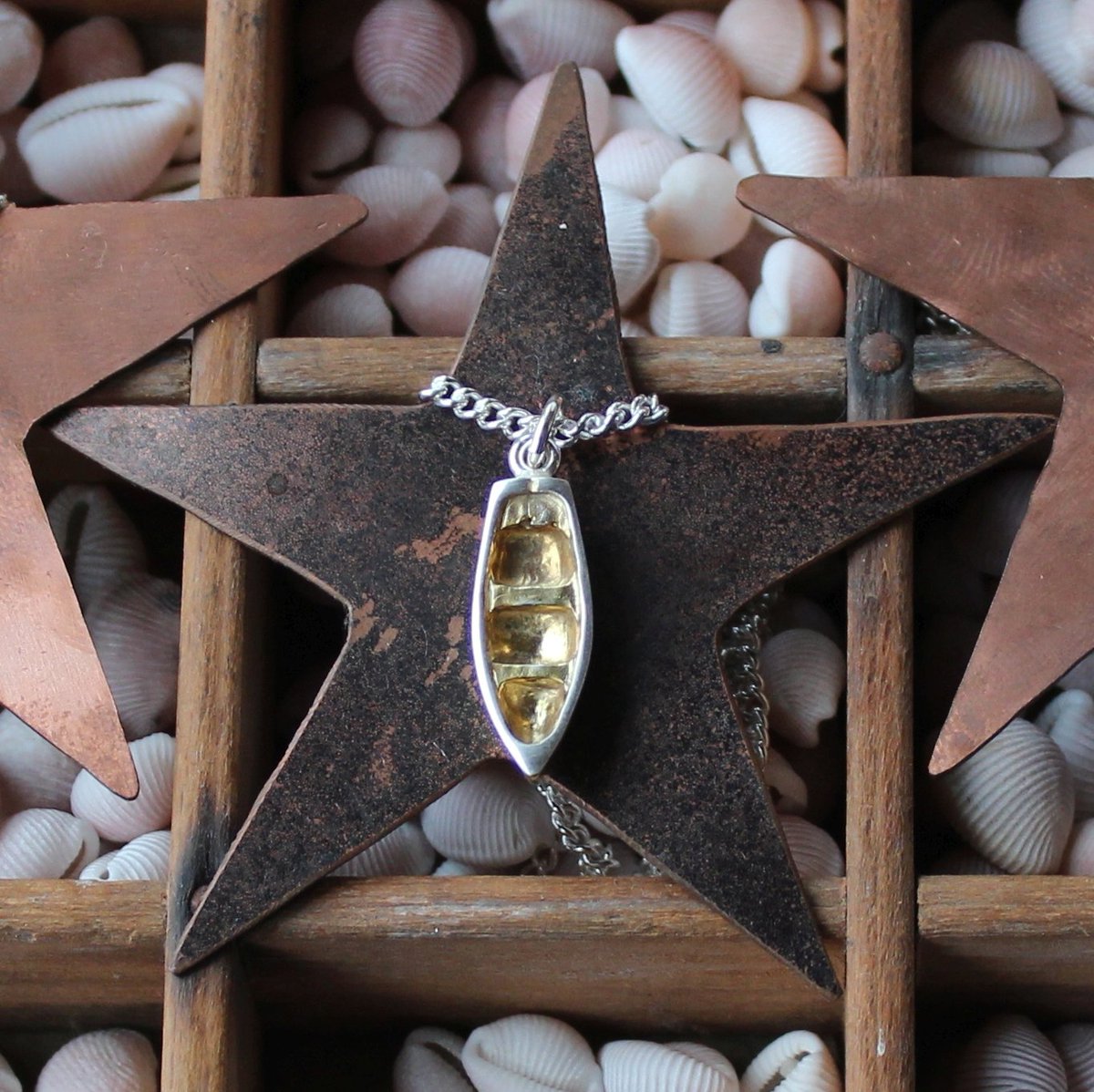 Merry Christmas from #Scilly. We are now on a Christmas break until 28th December..... zzzzz