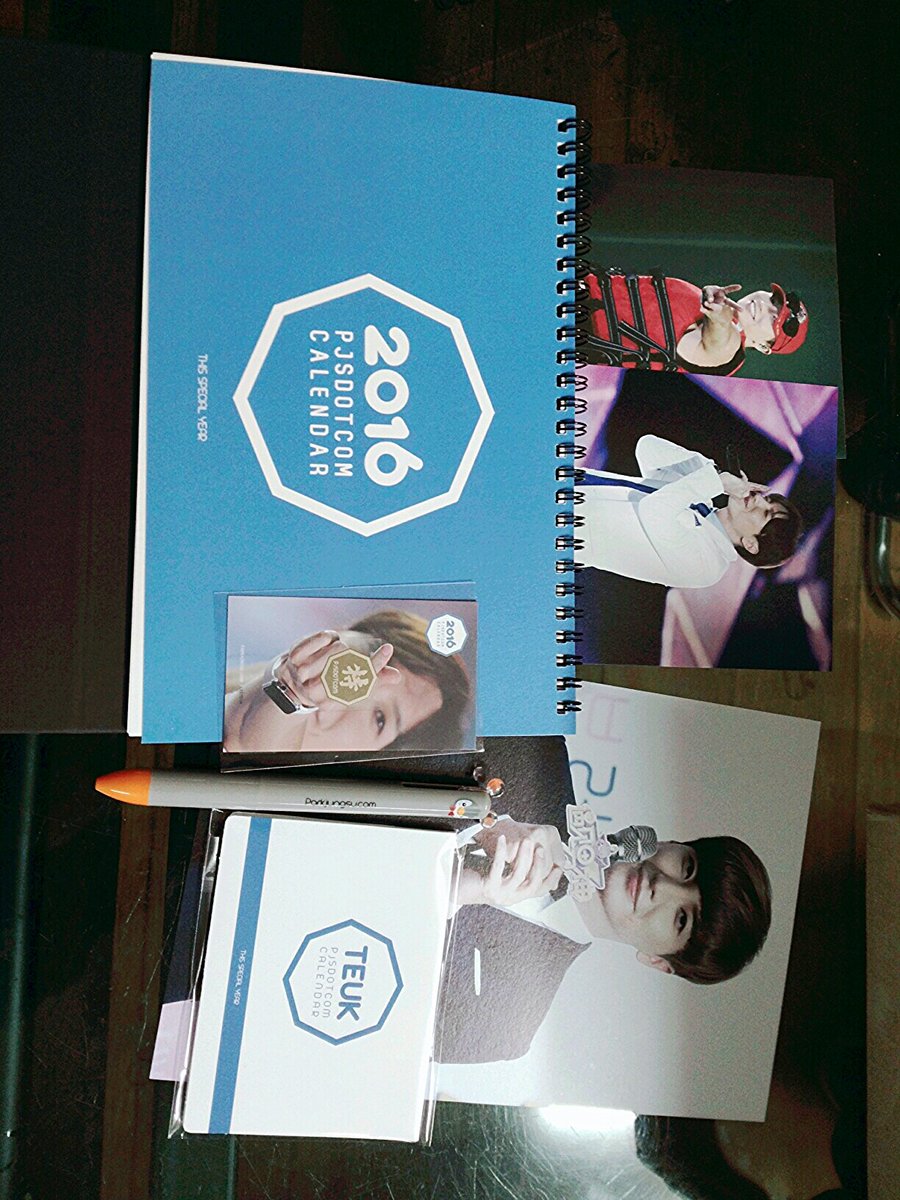 pjsdotcom's tweet image. (NOTICE) 2016 Calendar 오늘 배송 시작했습니다! 국내배송은 완료되었고 해외배송도 일부 완료되었습니다! 기다려주셔서 감사합니다^.^♡