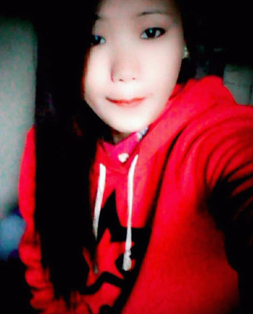 TFuchhi's tweet photo. my cute face how many like ..💏💕💓👄 https://t.co/dUsI5U4KRT
