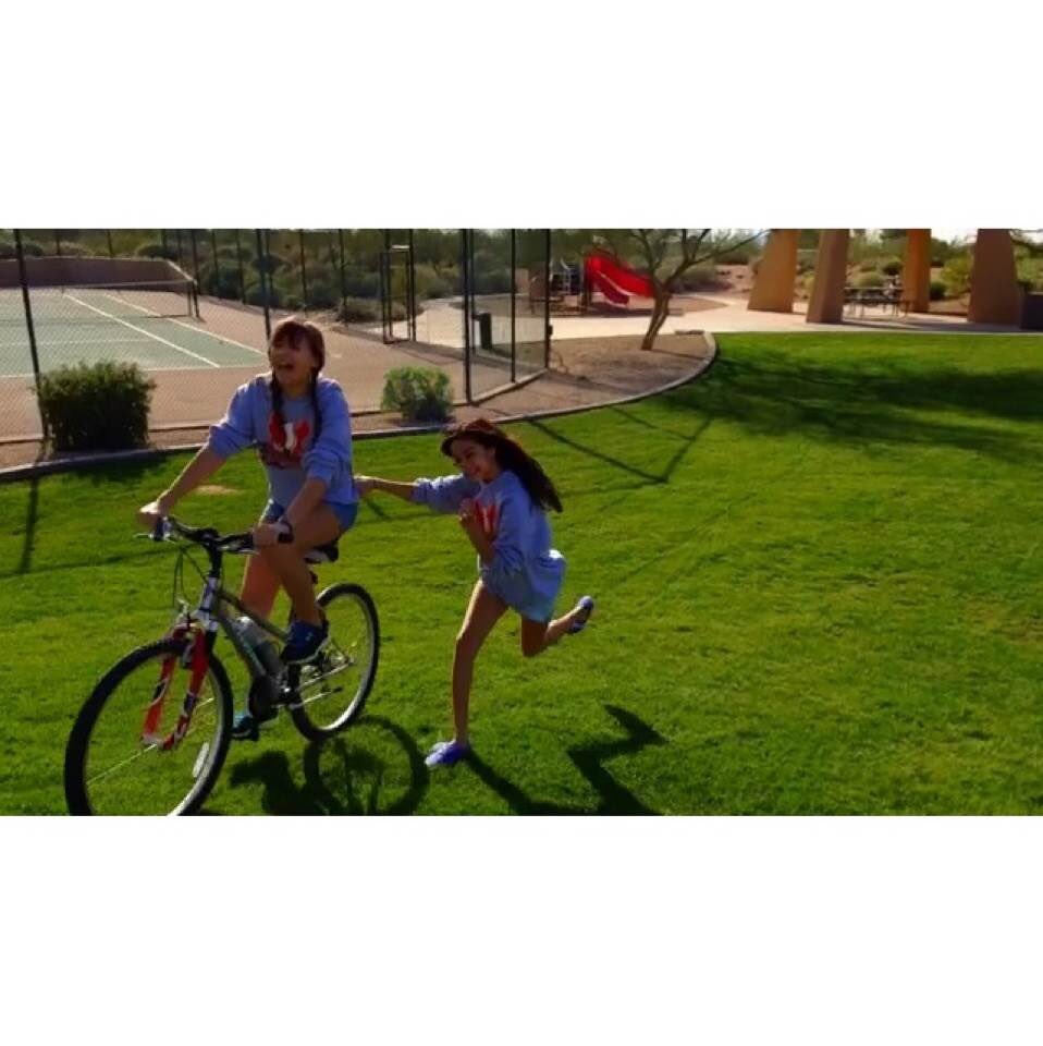 juliadigraz's tweet image. HAPPY BIRTHDAY TO MY FAVORITIST ASIAN IN THE WHOLE WORLD  @jessicatenn1 🎉🎉🎉