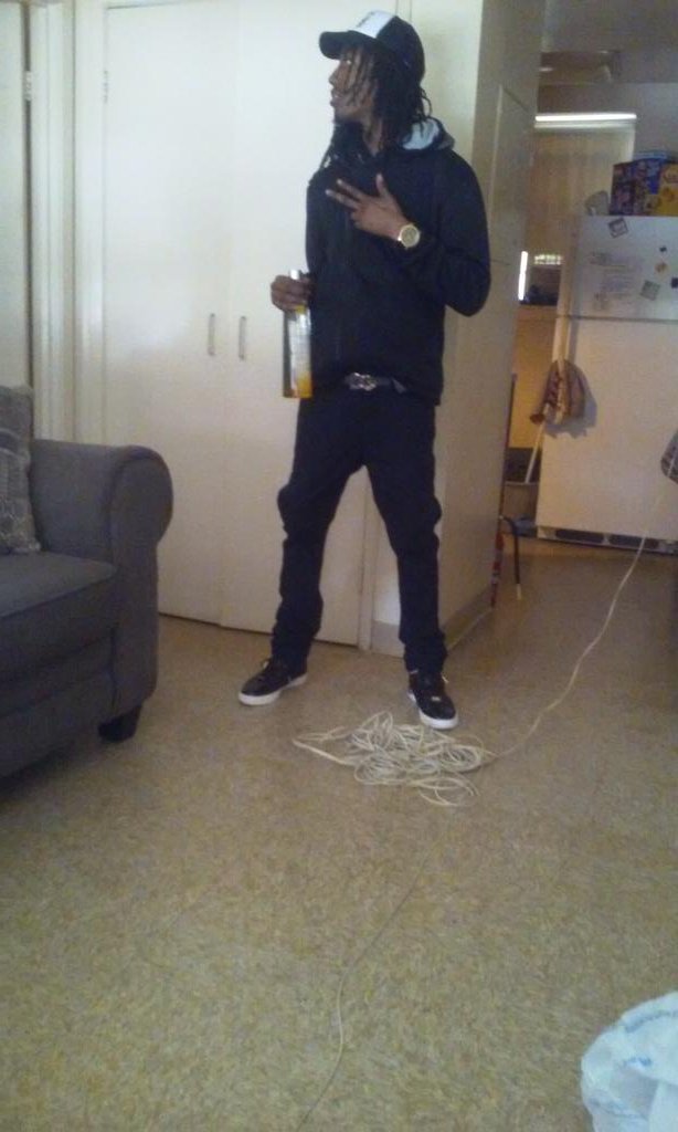 staticray40's tweet image. Flashback