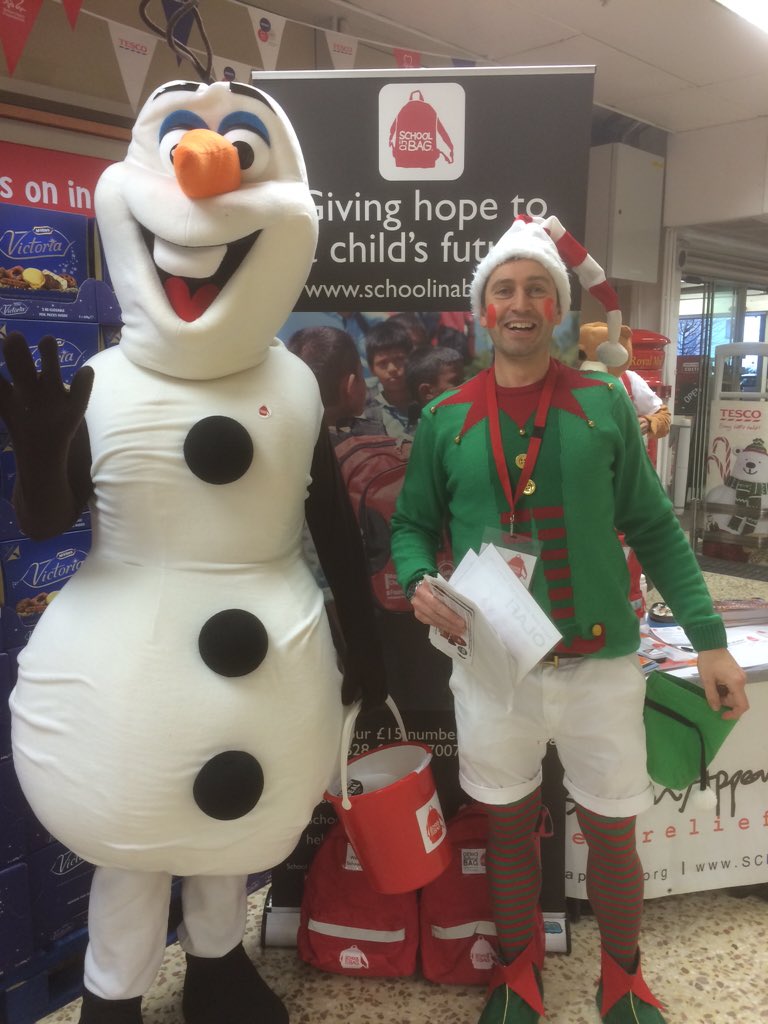 SchoolinaBag1's tweet photo. Look who's arrived! #Olaf #Frozen https://t.co/hPyYx52gH1