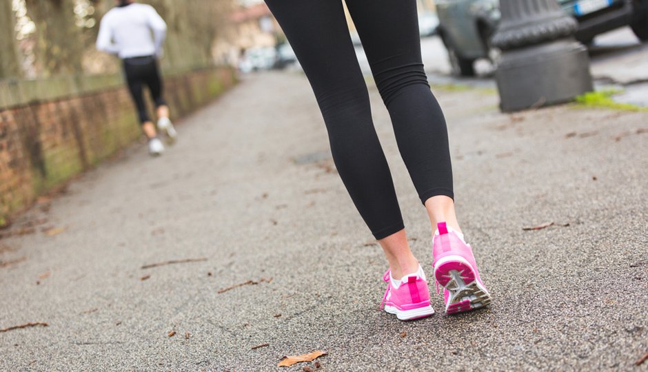 HerCampus's tweet photo. Why leggings make the BEST pants https://t.co/ynCmotza52 https://t.co/S8nddOiWeQ