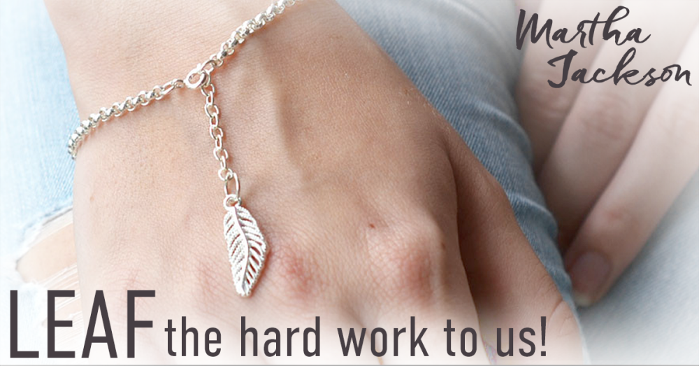 martha_jackson's tweet photo. Leaf the hard work to us this #Christmas https://t.co/TLrAEmBVmg #giftideas https://t.co/8Pp83JwwXY