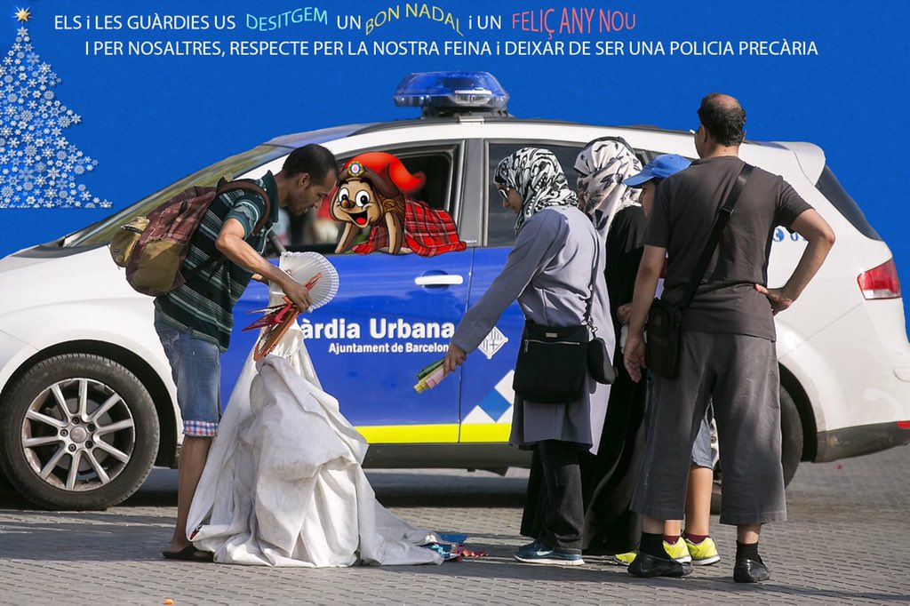 BCN_GUB's tweet photo. Els i les #Guàrdies #Urbans d #Barcelona us #DESITGEM un #BONNADAL i un #FELIÇ #ANY #2016
#BONESFESTES
#GUB
#POLICIA https://t.co/ehMohEEpwo