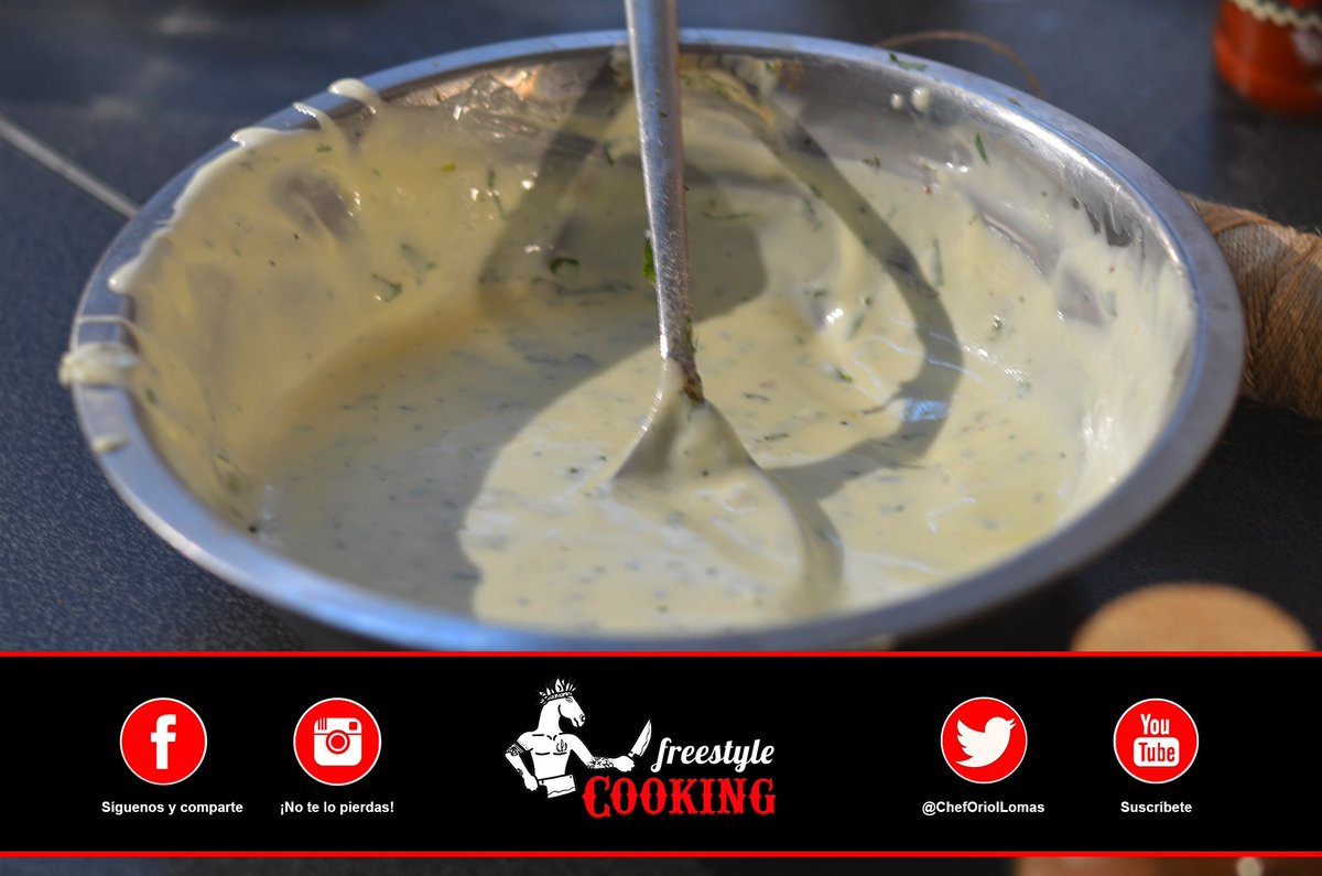 Si quieres aprender a preparar la salsa blanca especial de Oriol Lomas #freestylecooking ow.ly/Vz24S