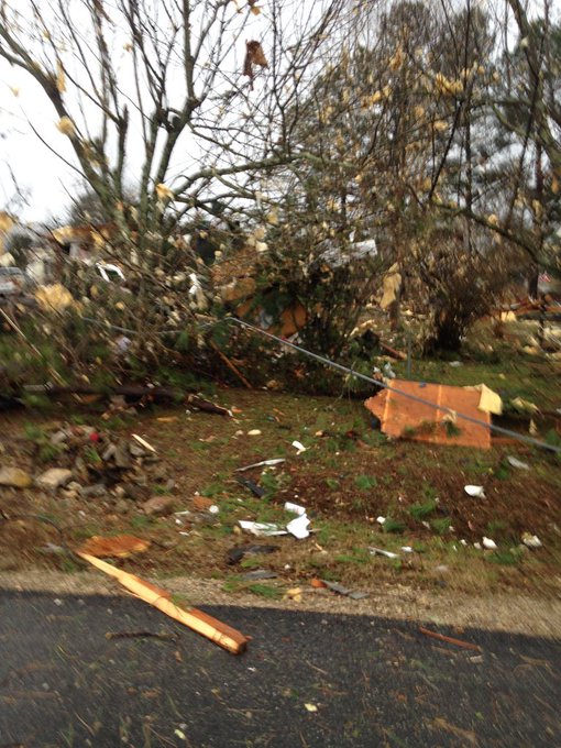 View image on Twitter