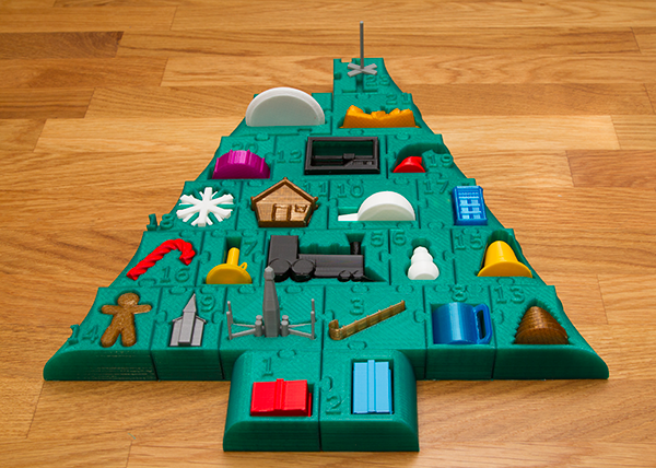 Day 23-#festivus pole from Peter Leppik's #advent calendar from <a href="/thingiverse/">Thingiverse</a> snip.ly/4k1s #3dprinting