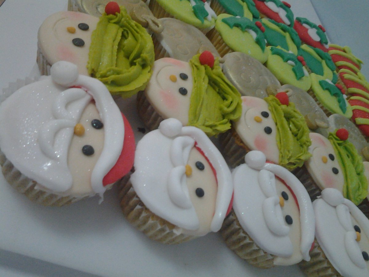 amomidulce's tweet photo. Buenos dias, ricos cupcakes para regalar el 24. https://t.co/K3XmTVTzWR
