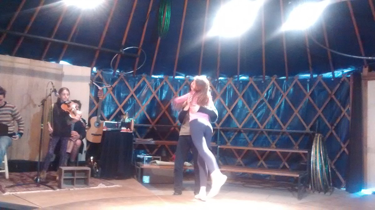 Teatralnet tweet media