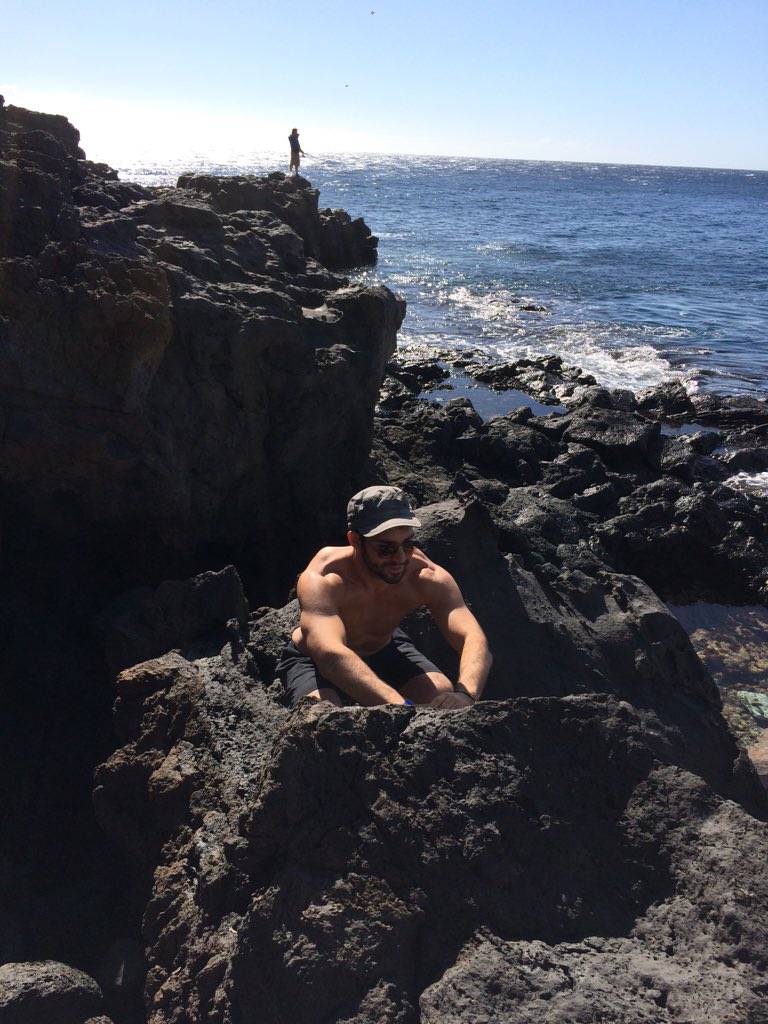 borras_pt's tweet photo. Always find a way to train, not an excuse not to... outdoor training #cbtraining #personaltrainer https://t.co/VK3prCkkOt