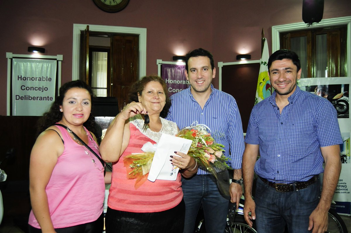 TadeoGZ's tweet photo. Entregamos las motos a las ganadoras de los sorteos en los festejos por el día de la madre. Felicitaciones a todas! https://t.co/MAA5mApYo1