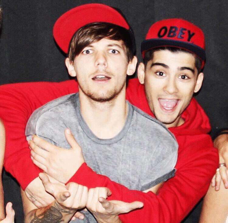 Dir09515634's tweet photo. .

.

生まれてきてくれてありがとう

.

.
#HappyBirthdayLouis https://t.co/Y02xkWdwAM