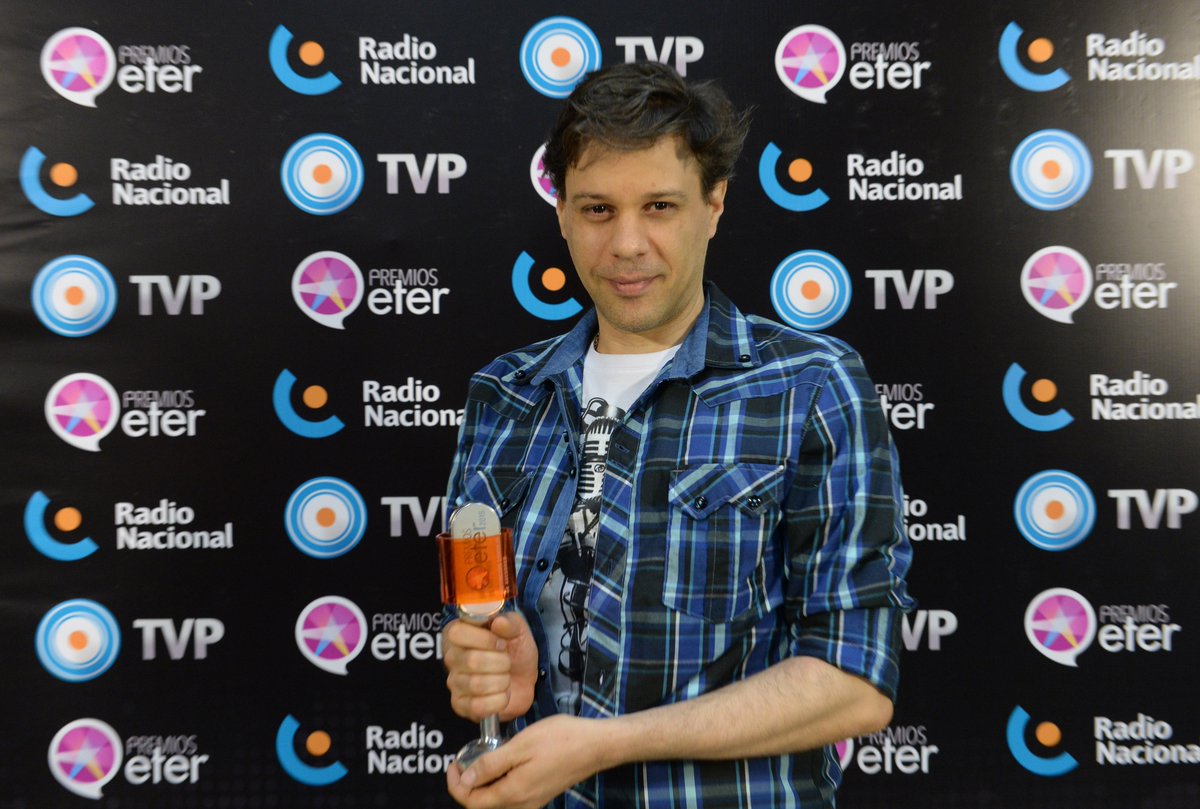 PremiosETER tweet media