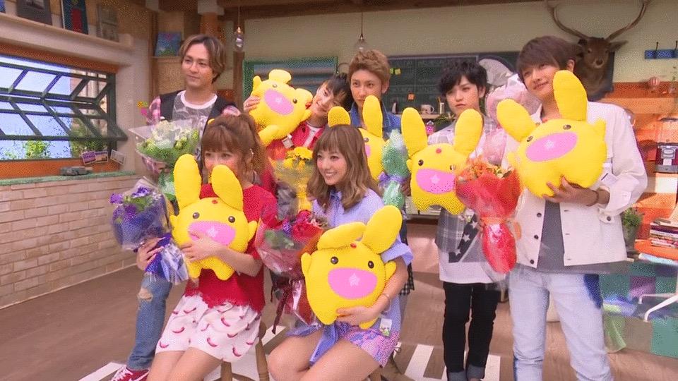 ____Nissyun24's tweet photo. 今年最後のタグします👯💓💓

浦田直也 (💚)
宇野実彩子 (💜)
西島隆弘 (💋)
末吉秀太 (💗)
日高光啓 (💛)
伊藤千晃 (❤)
與真司郎 (💙)

#この7人が好きな人RT
#RTした人フォローする https://t.co/NLd8xZNEFK