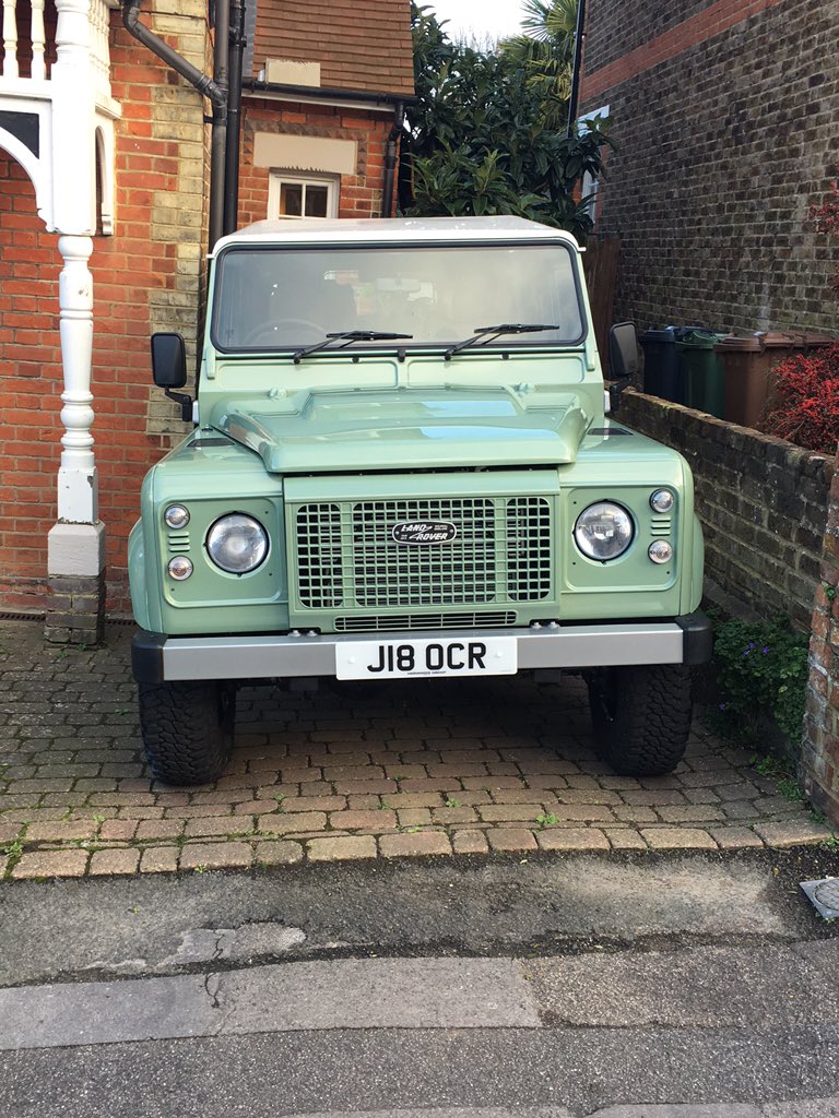 clarryrisk's tweet image. 11 month wait, she is finally here #LandRover #defender #heritage