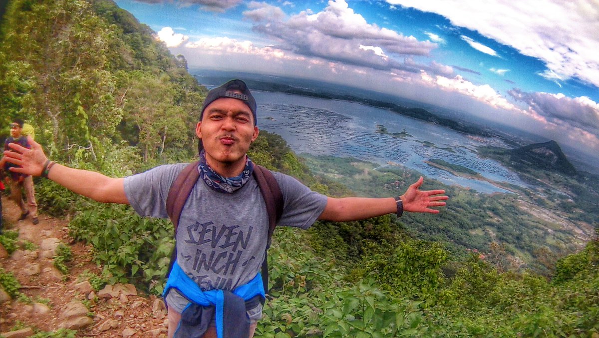 Cara asik nikmatin Indonesia #StopVandalisme #PesonaIndonesia, ayo kita jaga, buang sampah sembarangan itu ga asik