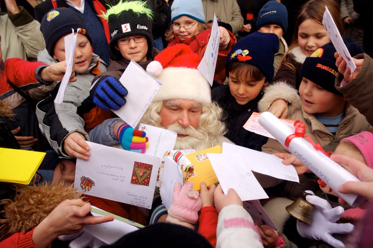 Auch in diesem Jahr sind wieder über 600.000 Briefe in den sieben #DeutschePost #Weihnachtspostfilialen eingetroffen