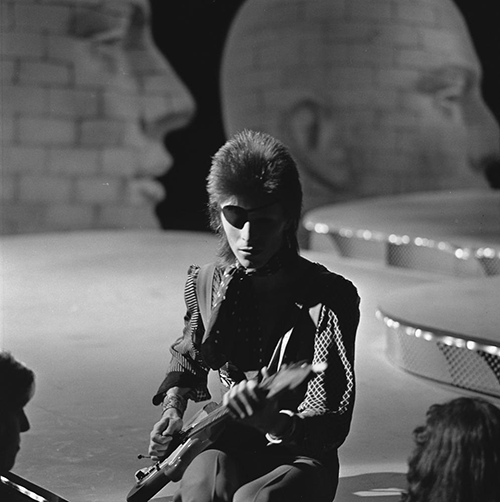 Eleanor___Rigby's tweet photo. #david_bowie https://t.co/cryKCM0gDh