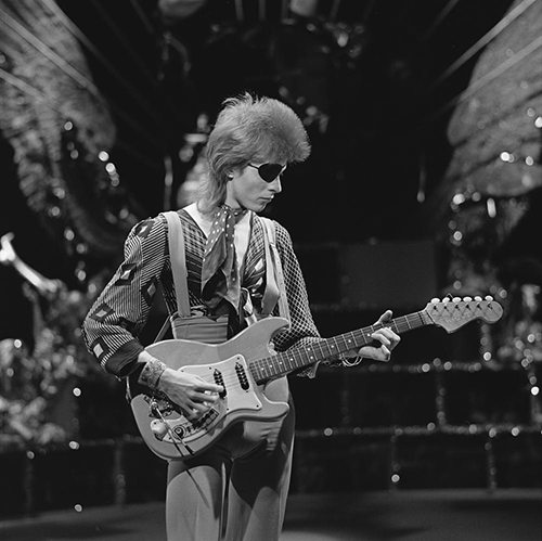 Eleanor___Rigby's tweet photo. #david_bowie https://t.co/cryKCM0gDh