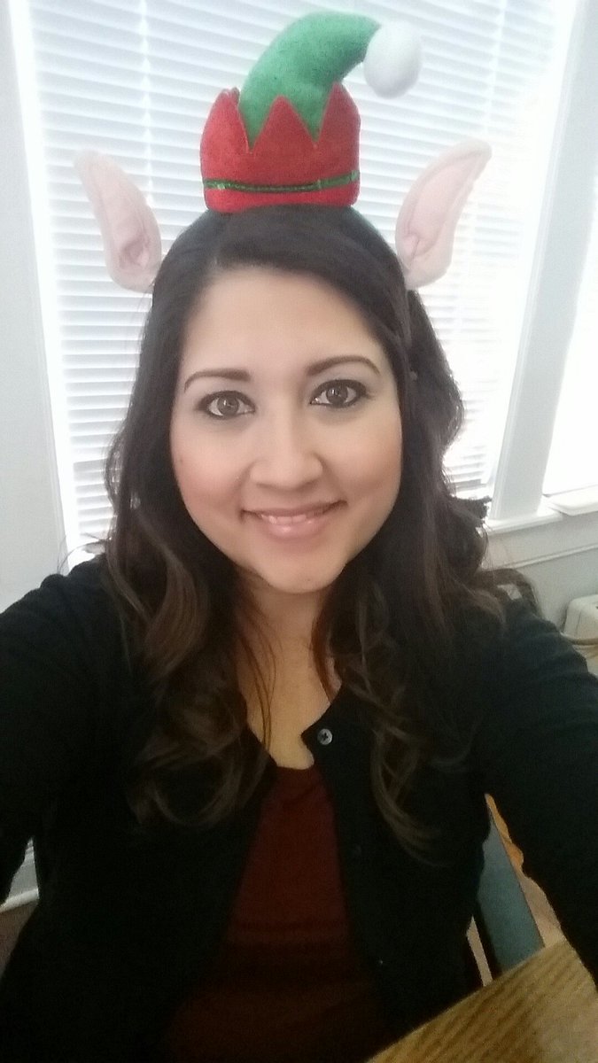 DlgHazelEyes79's tweet photo. Ready for our Christmas brunch @ work today!! #HRS #LocustStreet #Xmas2015 https://t.co/YNTQNEysHg