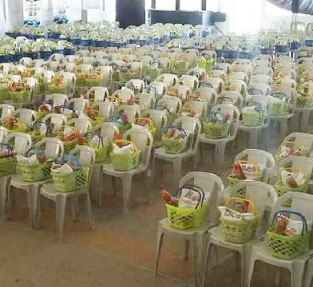 onos4oby's tweet photo. Love feast going on now @livingfaithchurchaku..don't miss it..venue is maraba behind royal dream hotel https://t.co/STG5Sc0G0e