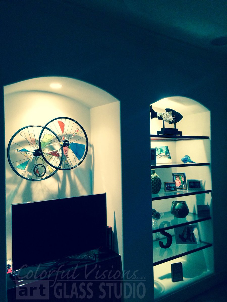 CVGlassArt's tweet photo. "Up-Cycling" just took on a whole new meaning!! Custom #bicycle Sculpture in client home, Florida  #cycling #Upcycle https://t.co/5VmCPAaRXa