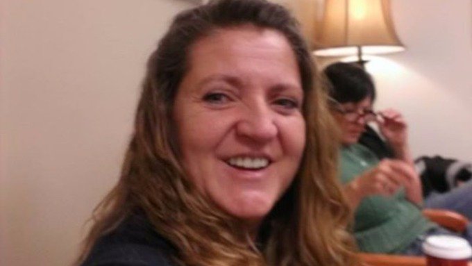itvnews's tweet photo. Dinner lady sacked after giving 'hungry' child a free meal https://t.co/WzX2XJFYmq https://t.co/xjqxySWwY8