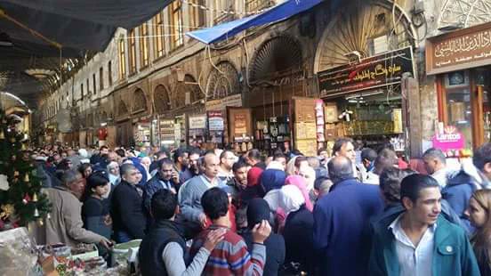 سوق "الحميدية" في دمشق عند الساعه الثانية بعد منتصف الليل CW77GFgUMAItRTN