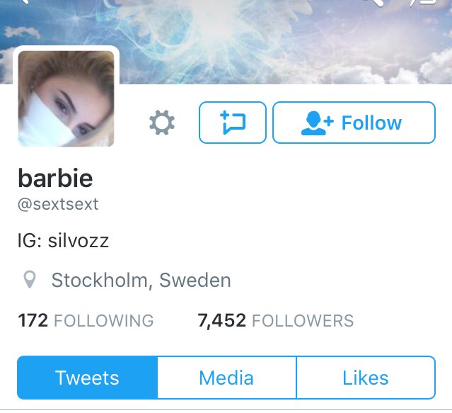 mr__agc's tweet photo. @KravenMoor_Head @urqueenkylie is stealing @sextsext pictures and scamming guys https://t.co/xdrzAcyRgW