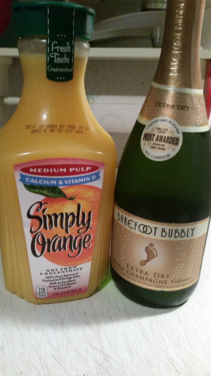 CutieChyck1985's tweet photo. GOOOOOOOD MORNING!!!!! #alcoholforbreakfast #mimosas #parttimealcoholic #Goodmorning #champange #oj #drinkup https://t.co/CAcTO3a8kC