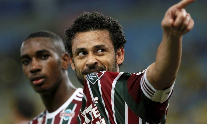 JornalOGlobo's tweet photo. Fred promete ficar no Fluminense mesmo após fim do contrato em 2018. https://t.co/PvWLcWj9GX https://t.co/m3Qq0waQIW