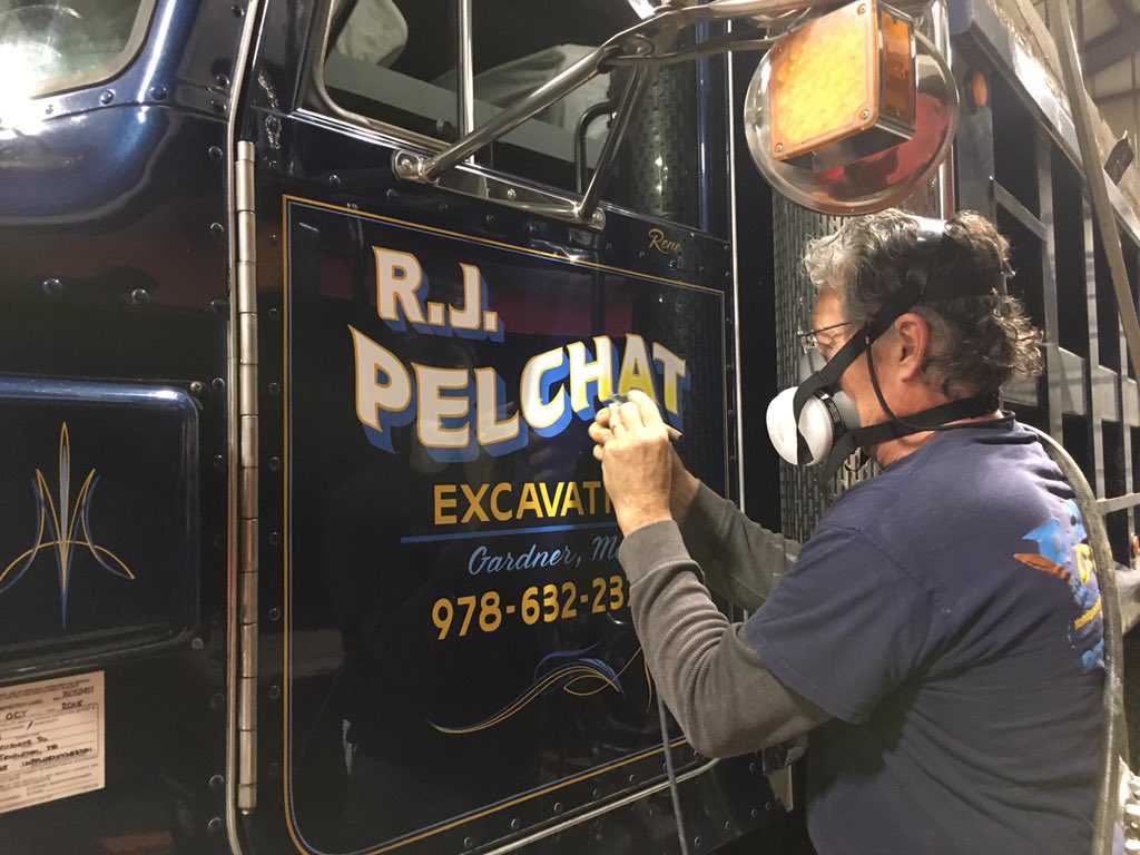 RJPelchat's tweet photo. Keeping the fleet up to date and operational is always a priority; new paint, chrome, lettering = #HappyTrucks https://t.co/i9zhNXVLBH