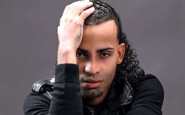 Un Día como hoy pero en 1985 nace nuestro pana Austin Santos .... !!Happy Birthday Arcangel!! 