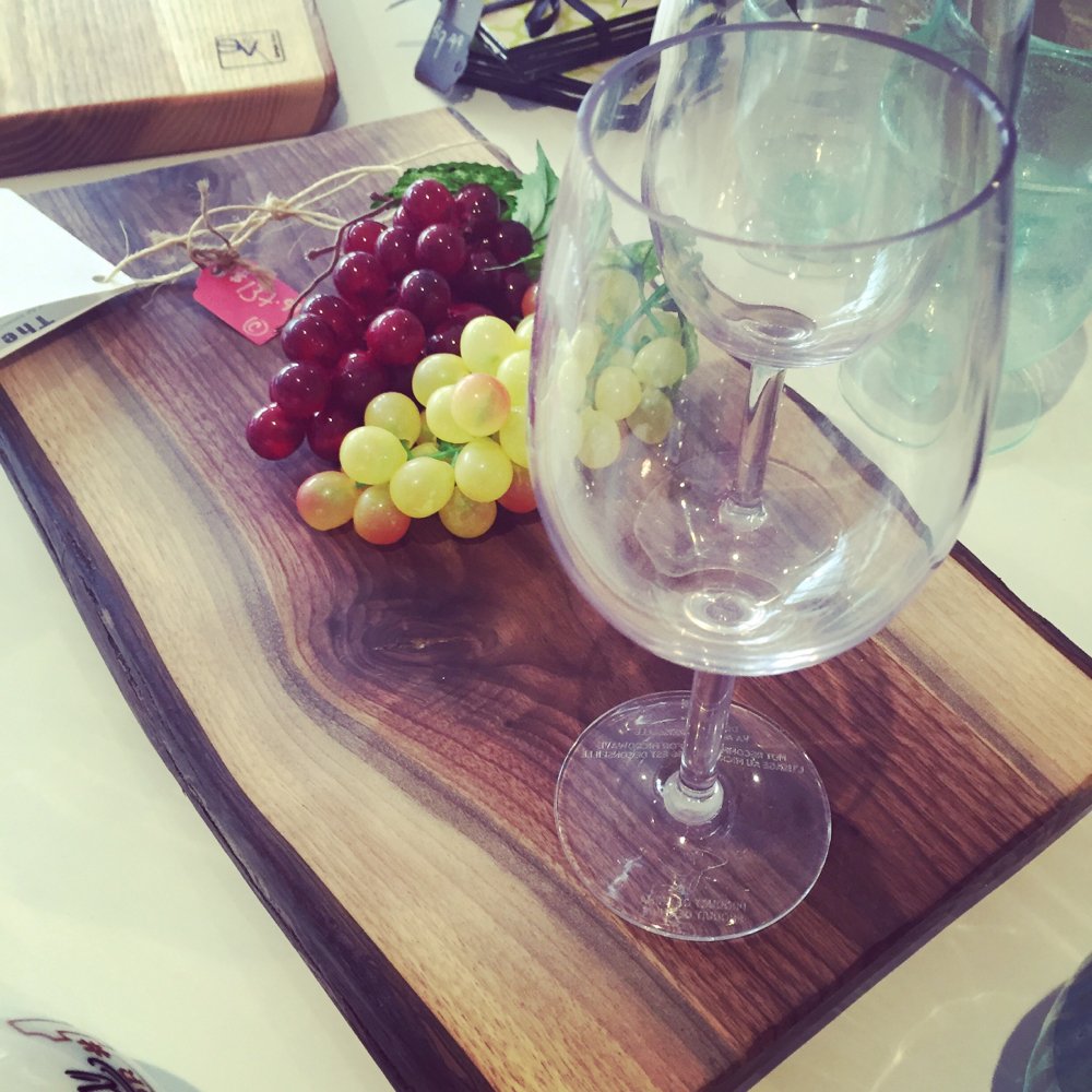 RustiqMarket's tweet image. The perfect #gift for the #foodie in your life! Handcrafted black walnut cheese/cutting boards, only a few left!