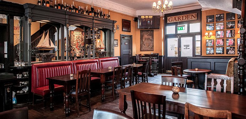 ThreeCheersPubs's tweet image. The Latchmere is now OPEN on Tuesday 29th December, 1-8pm serving drinks &amp;amp; bar snacks. Pop in for a pint!