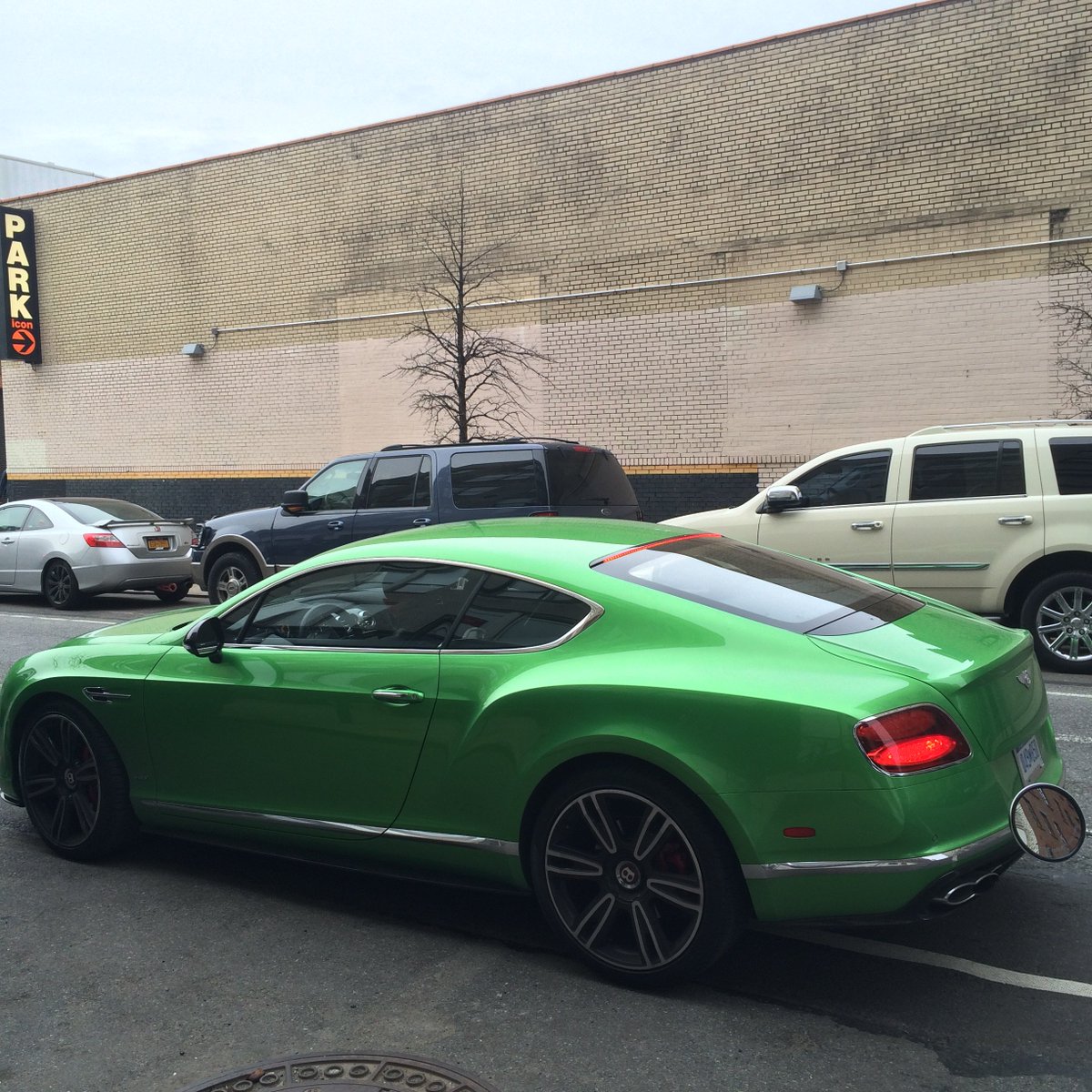 Brett Berk tweet media