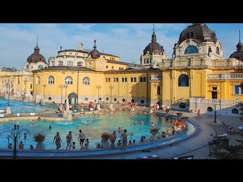 TravelGuideM's tweet image. Budapest: The Better of Hungary We soak in magnificence on the thermal Széchenyi Baths is.gd/CL2rHN